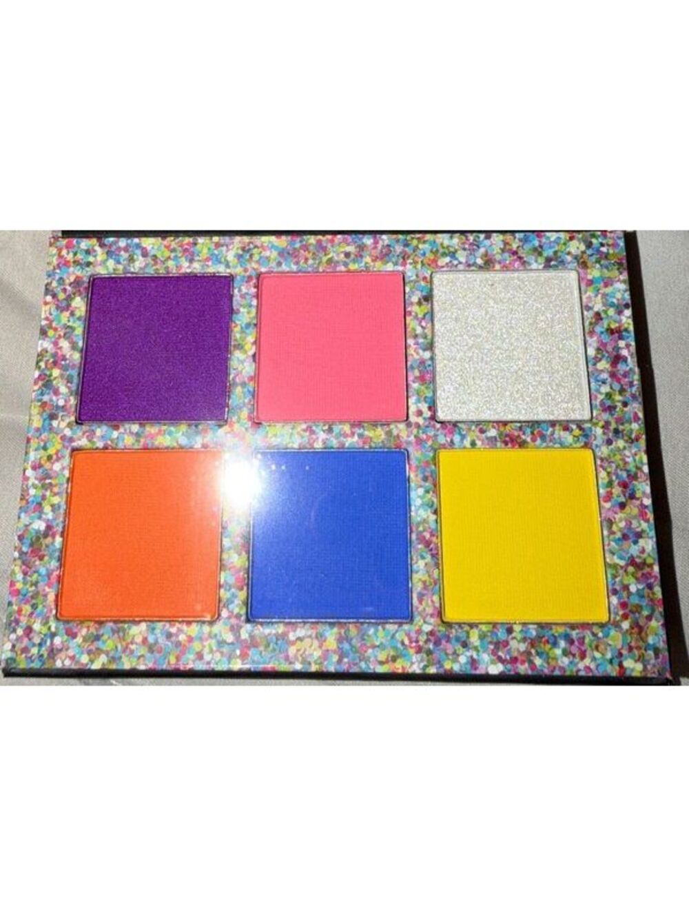 BEAUTY EYE SHADOW Revolution Boujee AF! Shadow Palette - 6 Color Eyeshadow Set